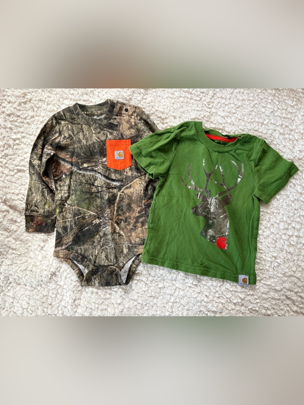 Carhartt Baby Boy 18M Bundle Camo Bodysuit Deer Graphic Shirt 2PC Set